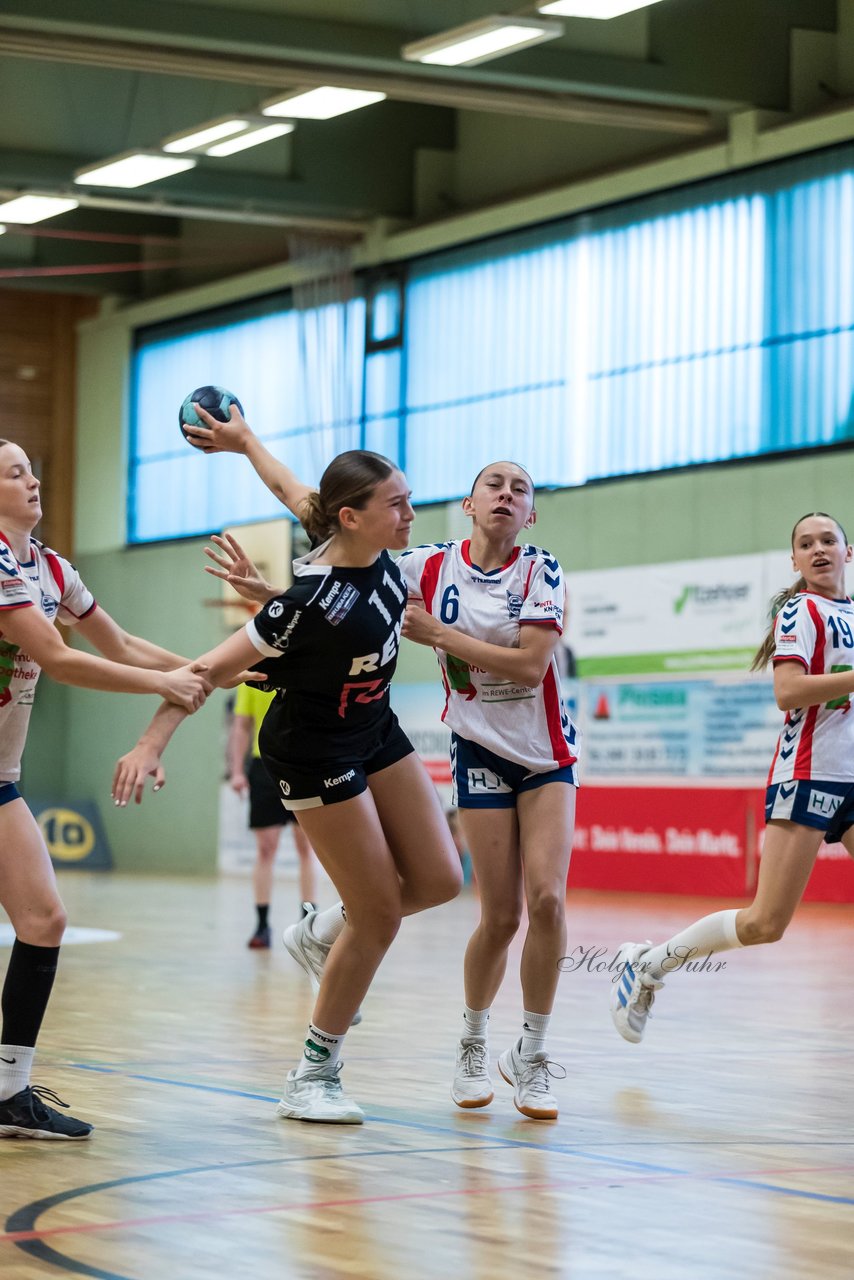 Bild 36 - wCJ SV Henstedt Ulzburg - SG HH-Nord : Ergebnis: 24:24